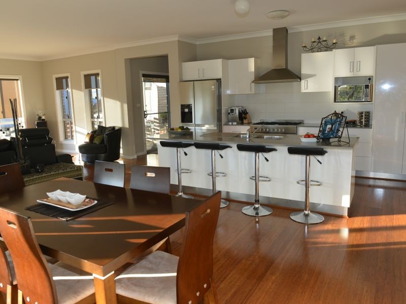 34 Hillcrest Avenue, Lithgow NSW 2790