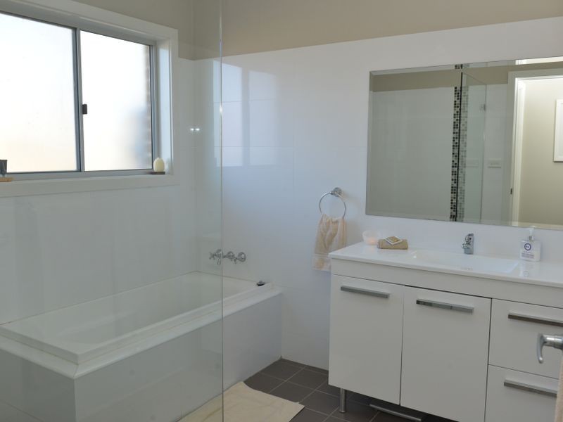 34 Hillcrest Avenue, Lithgow NSW 2790