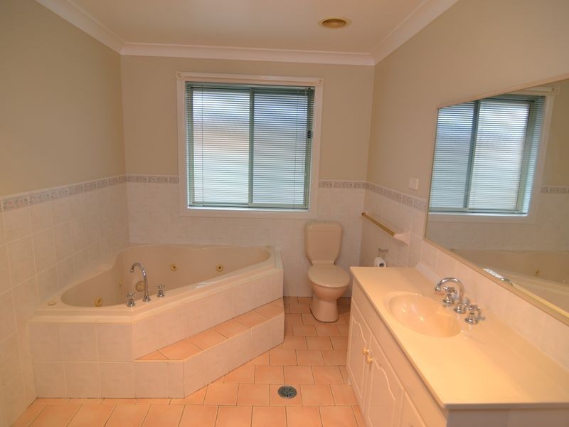 93 Inch Street, Lithgow NSW 2790