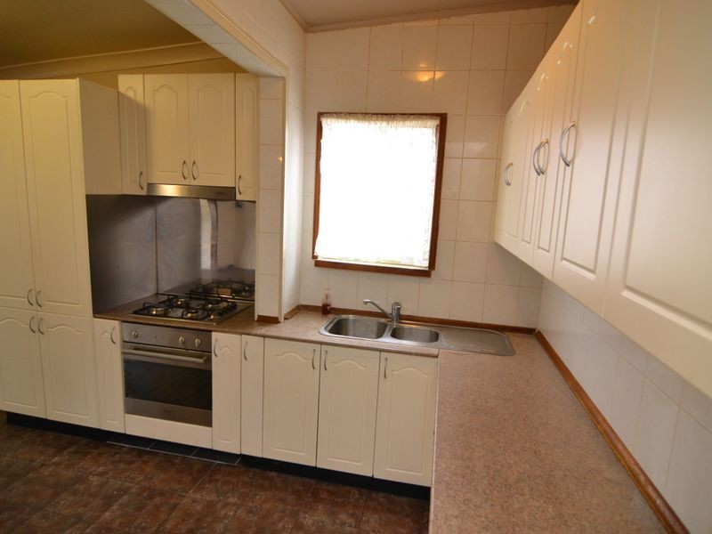 17 Chifley Road, Lithgow NSW 2790