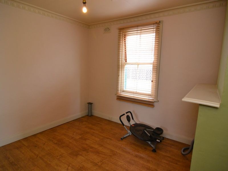 17 Chifley Road, Lithgow NSW 2790