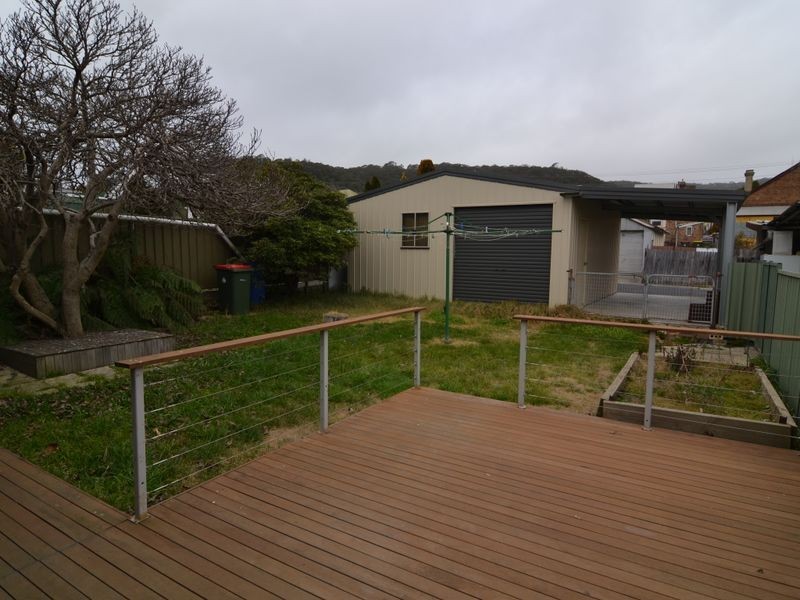 17 Chifley Road, Lithgow NSW 2790