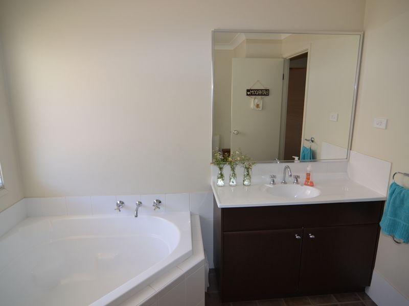 39 Henning Crescent, Wallerawang NSW 2845