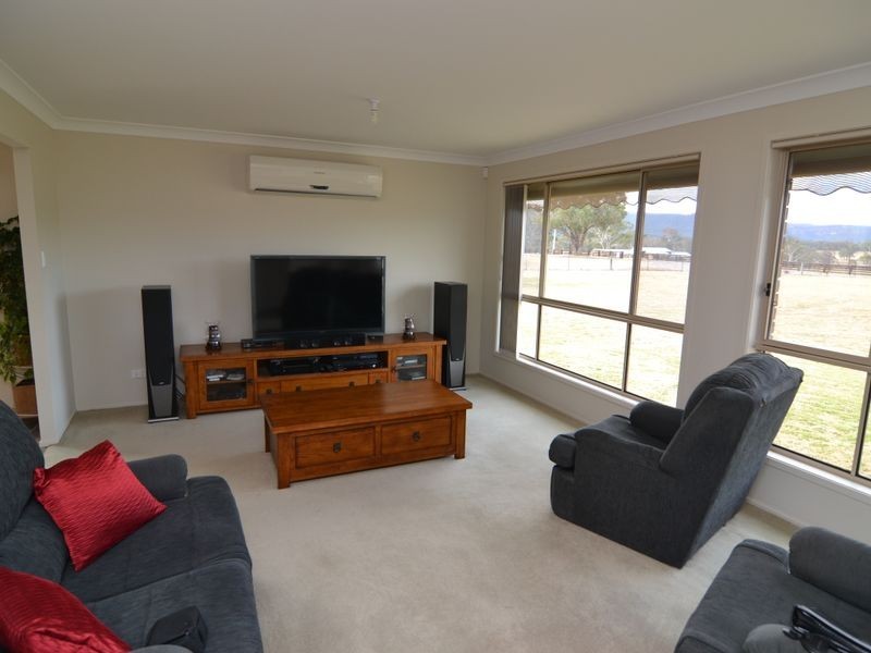 5 River Lett Close, Hartley NSW 2790