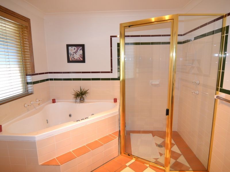 4 Robinia Drive, Lithgow NSW 2790