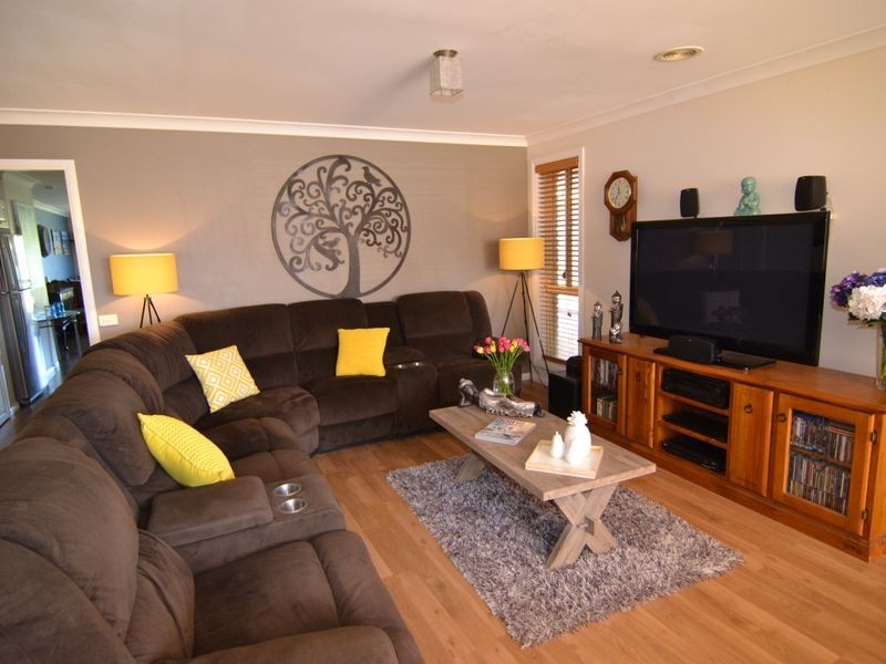 4 Robinia Drive, Lithgow NSW 2790