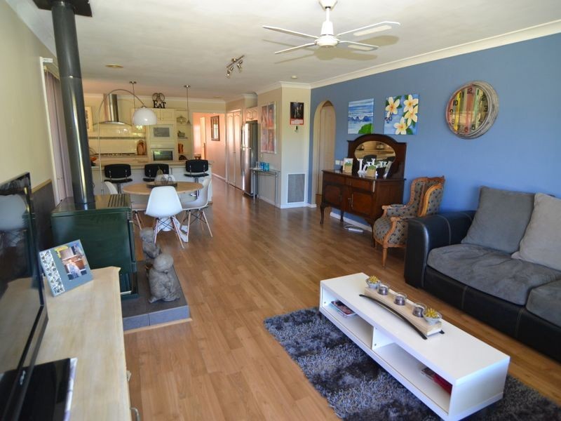 4 Robinia Drive, Lithgow NSW 2790