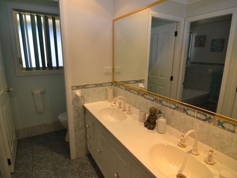 4 Robinia Drive, Lithgow NSW 2790