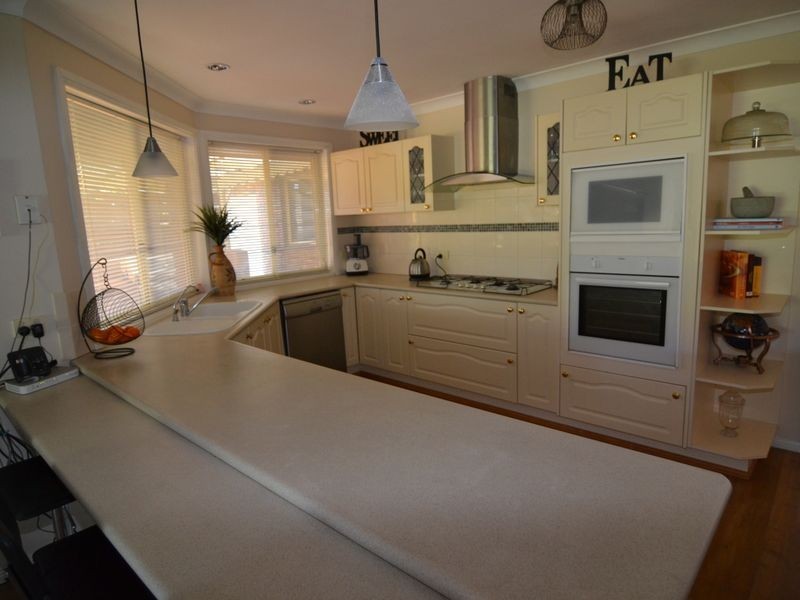 4 Robinia Drive, Lithgow NSW 2790