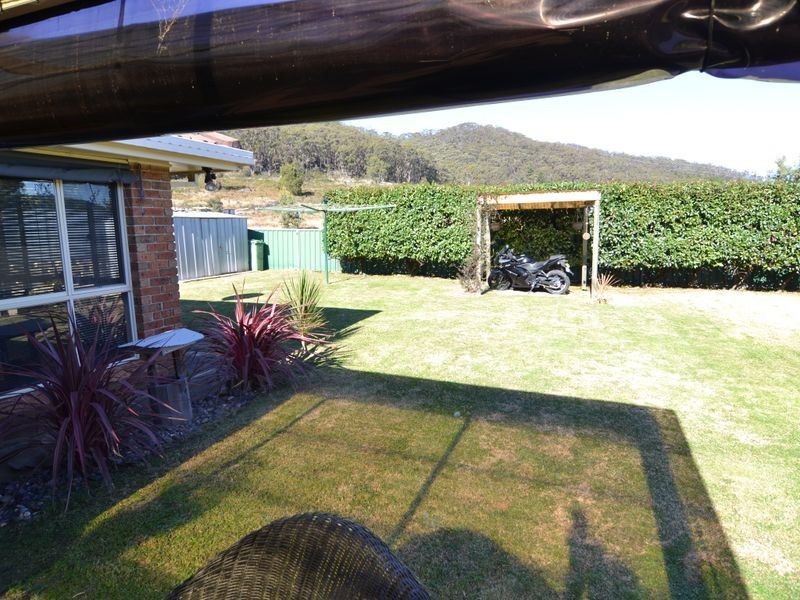 4 Robinia Drive, Lithgow NSW 2790