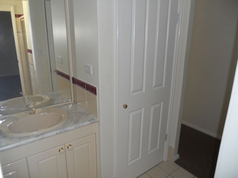 11 Sandford Avenue, Lithgow NSW 2790