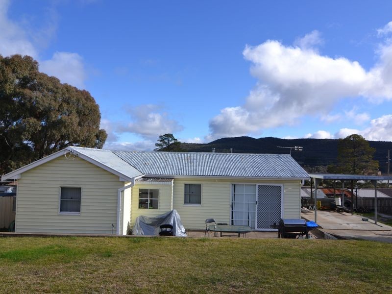 20 James Parade, Wallerawang NSW 2845