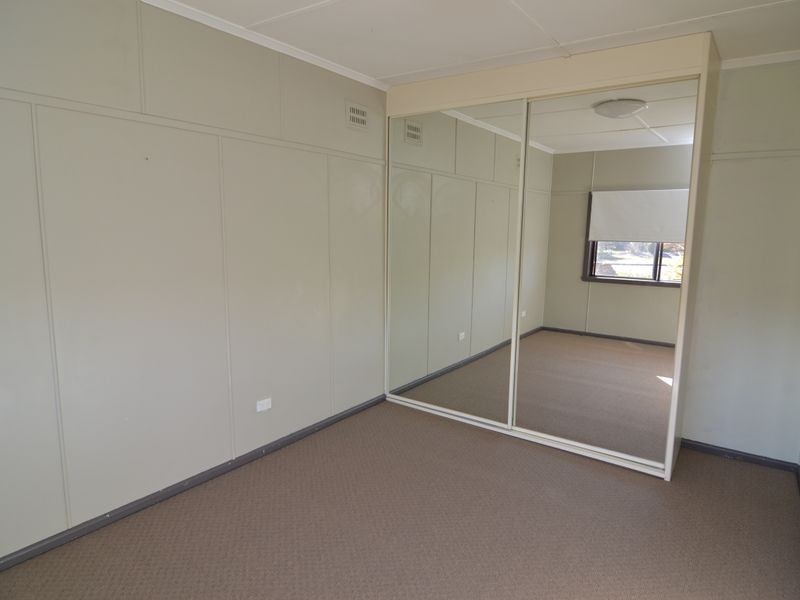 73 Rifle Parade, Lithgow NSW 2790