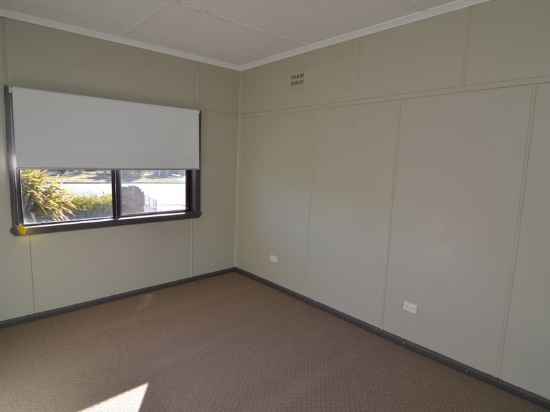 73 Rifle Parade, Lithgow NSW 2790