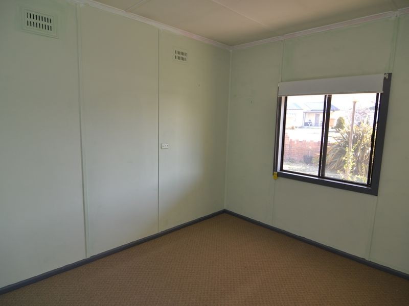 73 Rifle Parade, Lithgow NSW 2790
