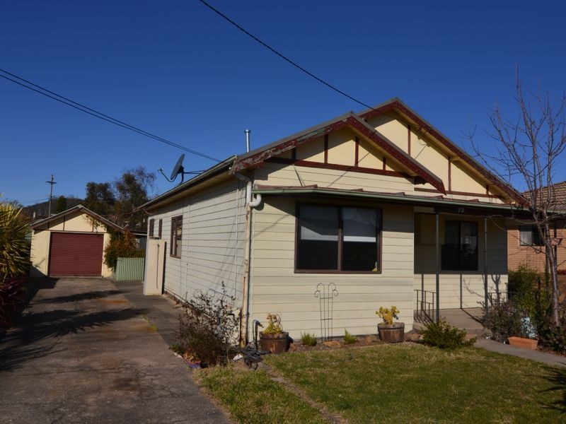 73 Rifle Parade, Lithgow NSW 2790