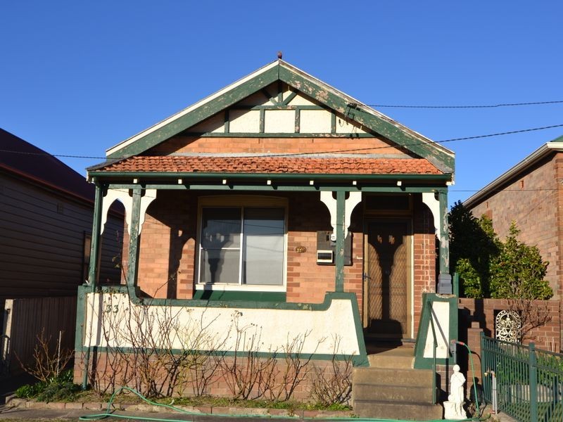 33 Calero Street, Lithgow NSW 2790