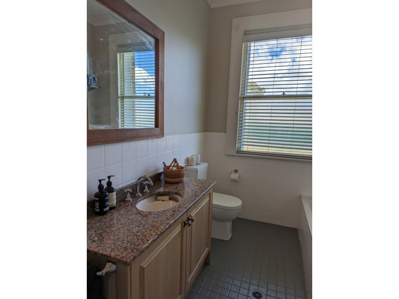 121 Pipers Flat Road, Wallerawang NSW 2845