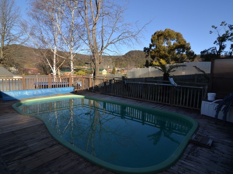 24 Bayonet Street, Lithgow NSW 2790