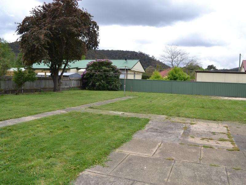 2 Banksia Street, Lithgow NSW 2790