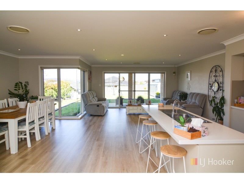 14 Henning Crescent, Wallerawang NSW 2845