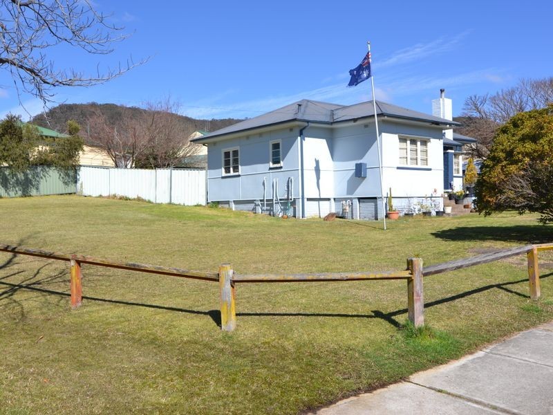 40 Amiens Street, Lithgow NSW 2790