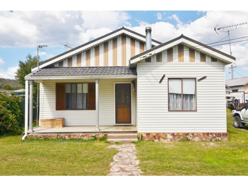 4 Farley Street, Cullen Bullen NSW 2790