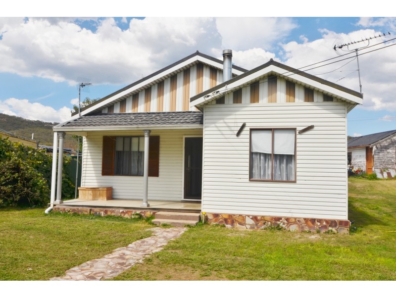 4 Farley Street, Cullen Bullen NSW 2790