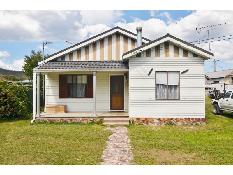4 Farley Street, Cullen Bullen NSW 2790