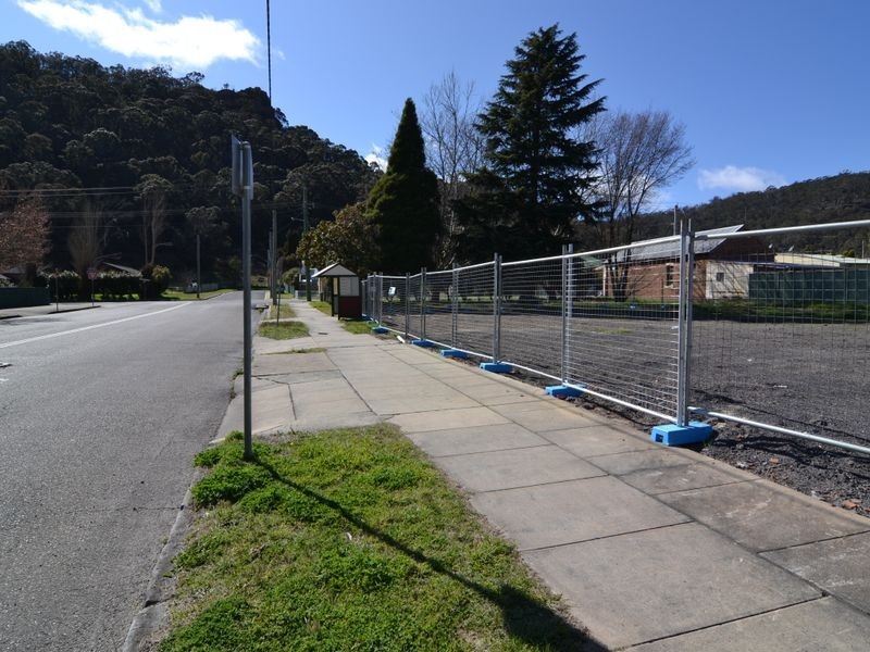 Cnr Hartley Valley Road & Mort Street, Lithgow NSW 2790