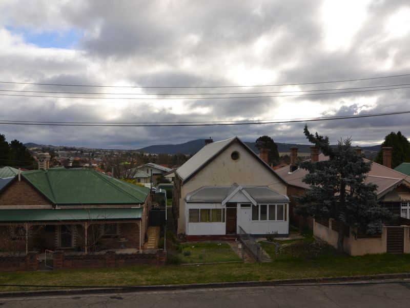 15 Waratah Street, Lithgow NSW 2790