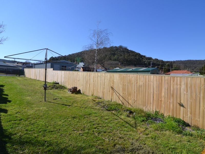 15 Waratah Street, Lithgow NSW 2790