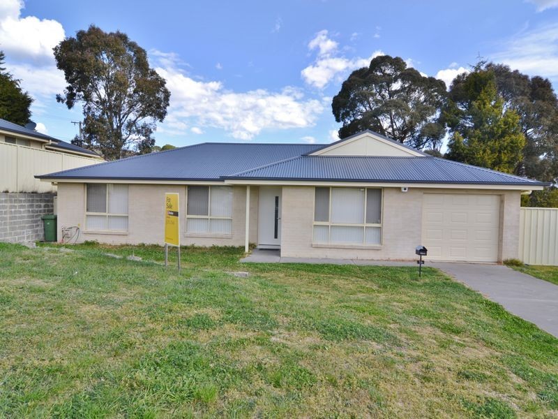 1 & 1A Pirena Place, Lithgow NSW 2790