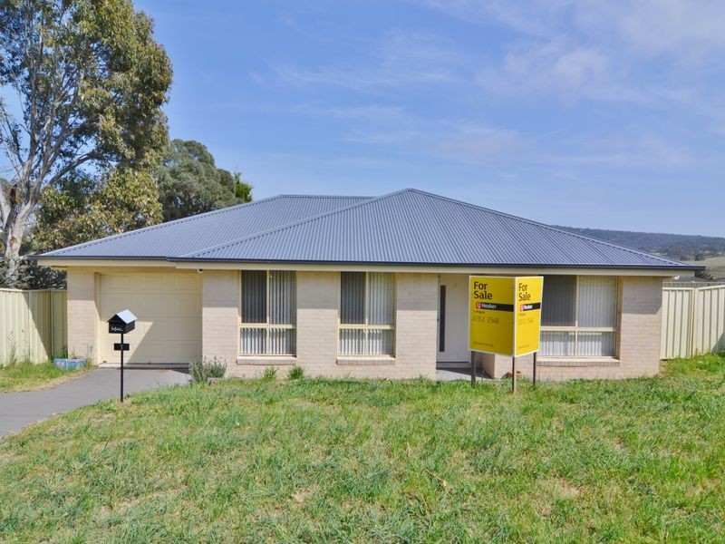 1 & 1A Pirena Place, Lithgow NSW 2790
