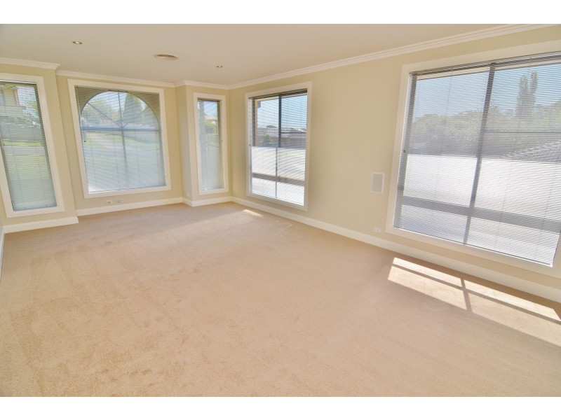 11 Purchas Street, Portland NSW 2847