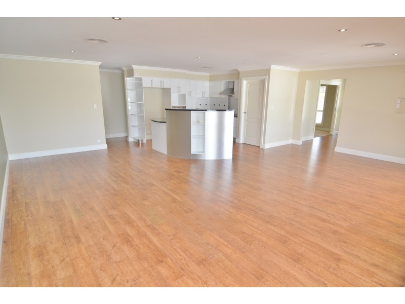 11 Purchas Street, Portland NSW 2847