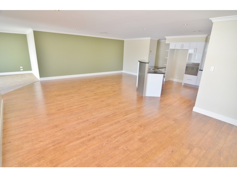 11 Purchas Street, Portland NSW 2847