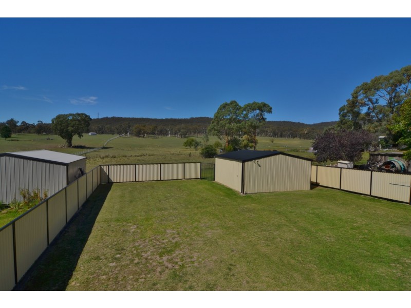 11 Purchas Street, Portland NSW 2847