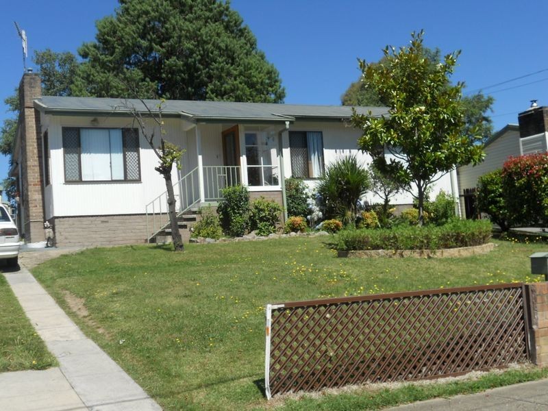 30 Finlay Avenue, Lithgow NSW 2790