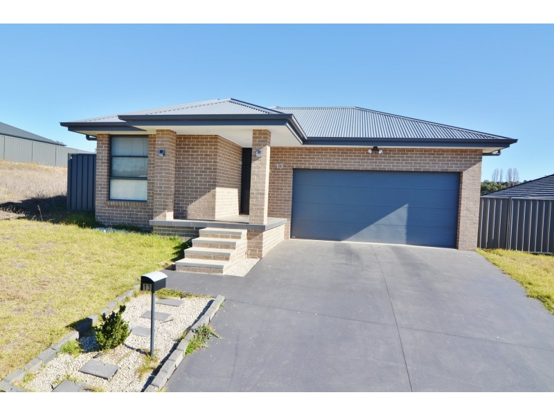 13 Fitzgerald Street, Wallerawang NSW 2845