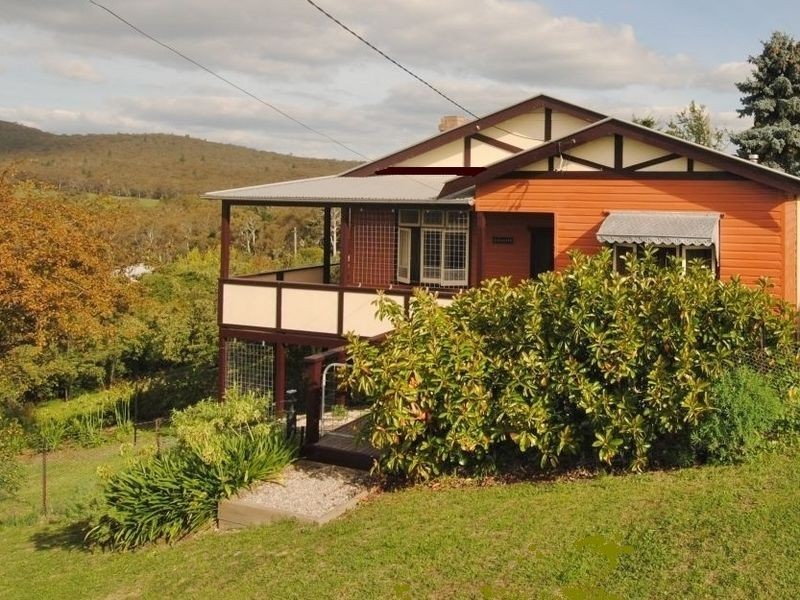36 Piper Street, Portland NSW 2847