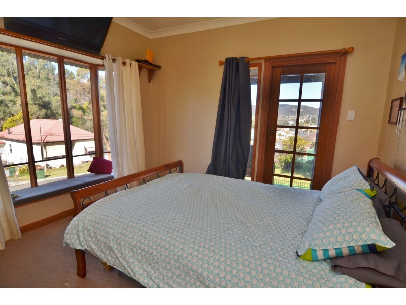 152 Macauley Street, Lithgow NSW 2790