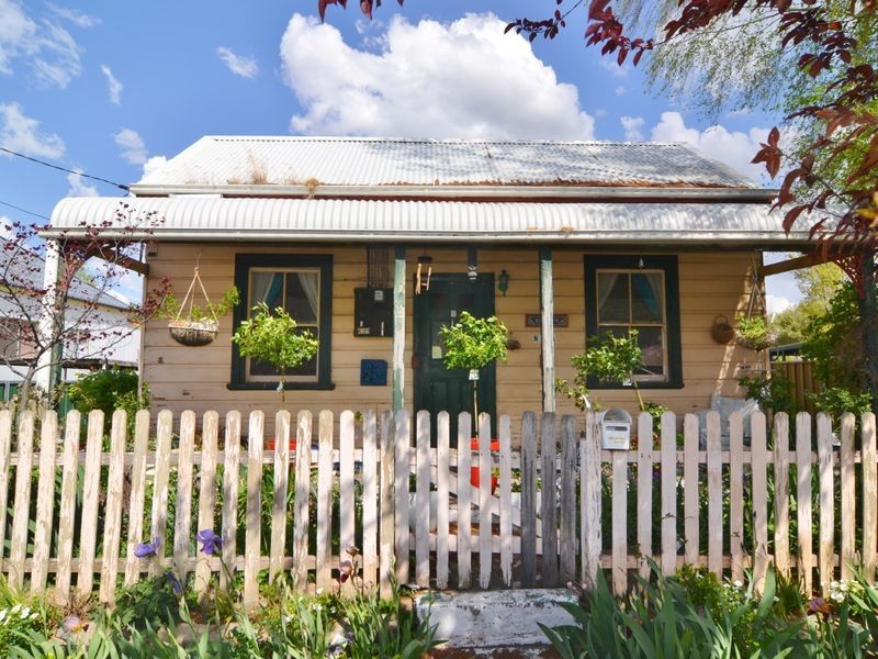 85 Coalbrook Street, Lithgow NSW 2790