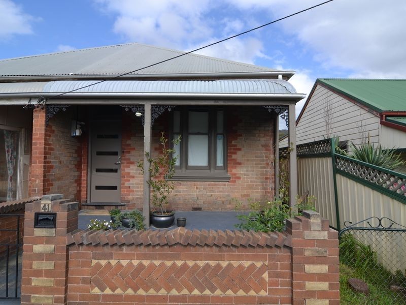 41 Inch Street, Lithgow NSW 2790