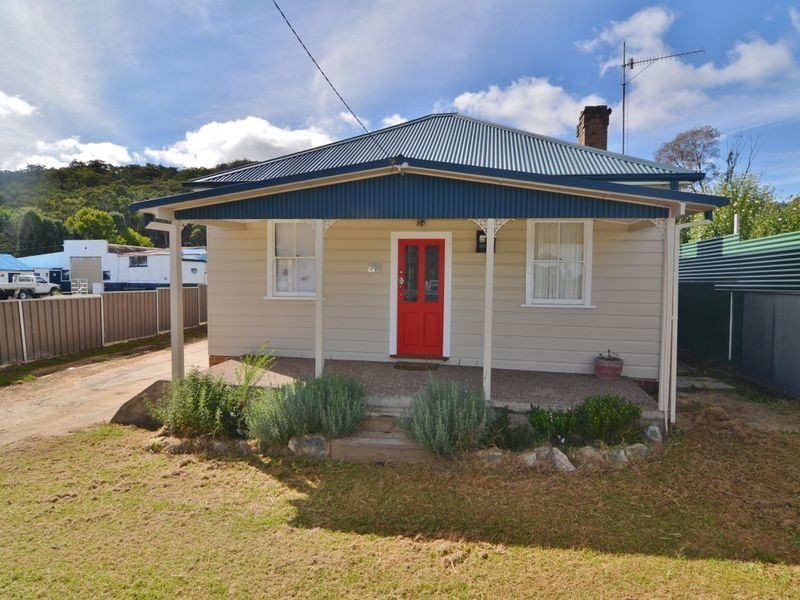32 Castlereagh Highway, Cullen Bullen NSW 2790