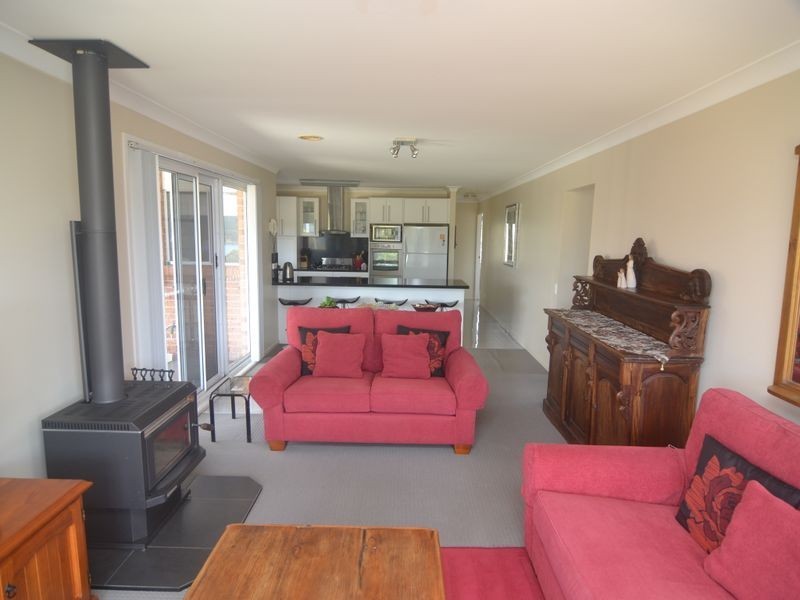11 Pindari Place, Wallerawang NSW 2845