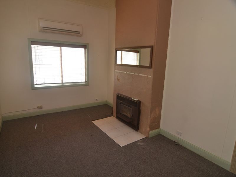 8 Vale Street, Portland NSW 2847