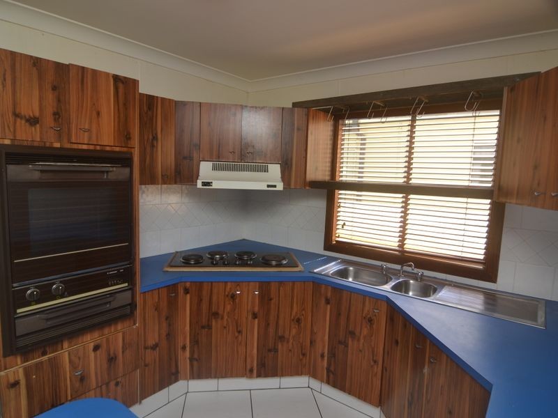 8 Vale Street, Portland NSW 2847