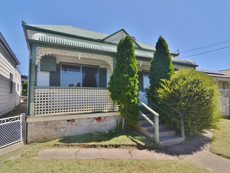 8 Vale Street, Portland NSW 2847