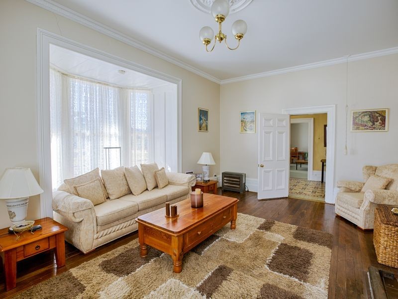 1 Evans Close, Lithgow NSW 2790